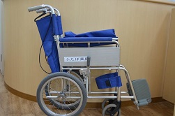 車椅子の無料貸し出し